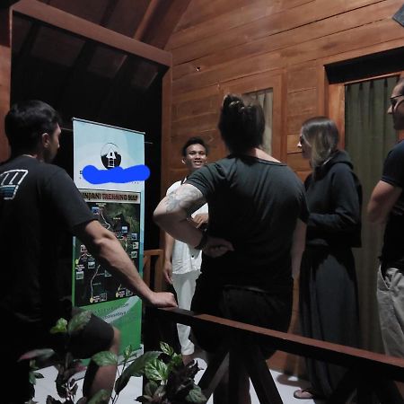 Arung Rinjani Hotel Senaru Eksteriør billede